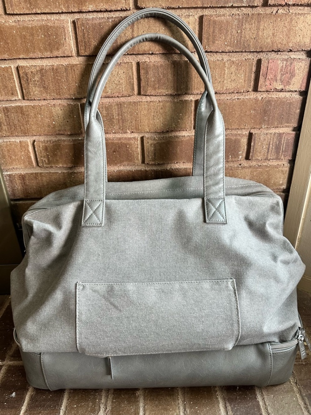 BÉIS The Weekender Bag Grey | Bottom Shoe Compartment Travel Duffle Carry On